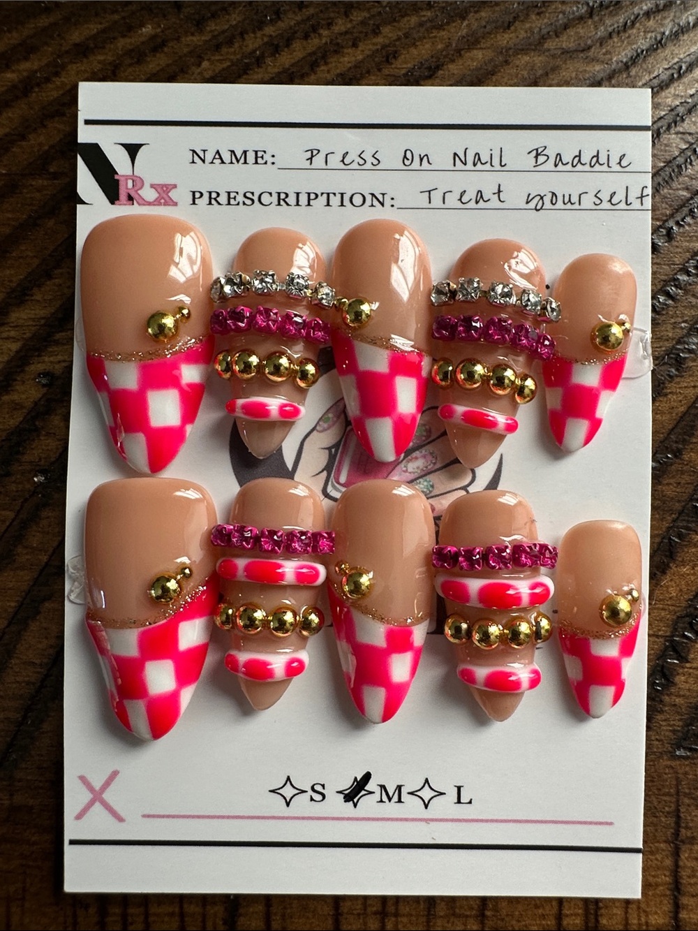 Nude & Hot Pink Checker Press-on Nail Set